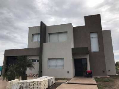 Farm For Sale in Ezeiza, Argentina