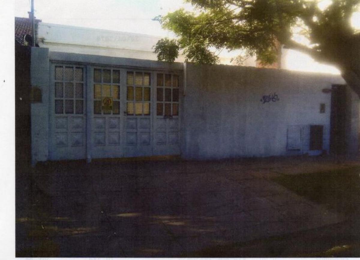 Picture of Home For Sale in Tres De Febrero, Buenos Aires, Argentina