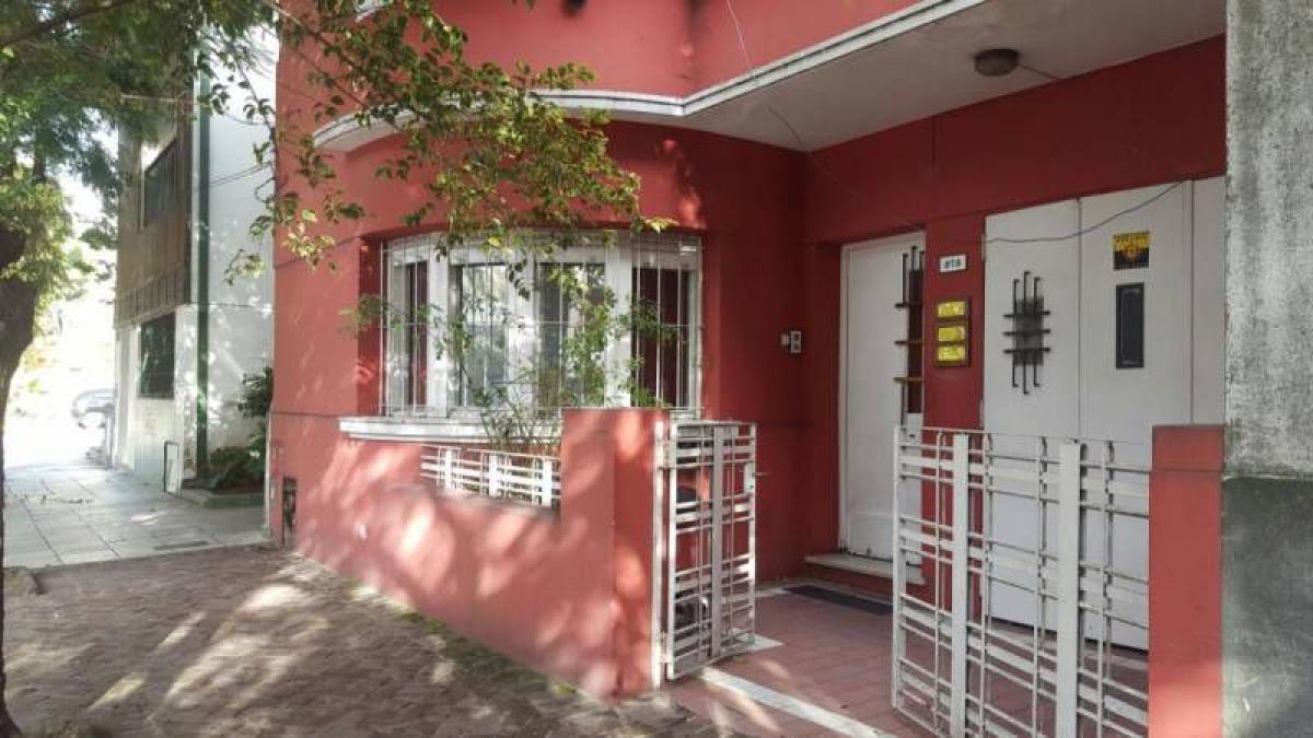 Picture of Home For Sale in Quilmes, Buenos Aires, Argentina