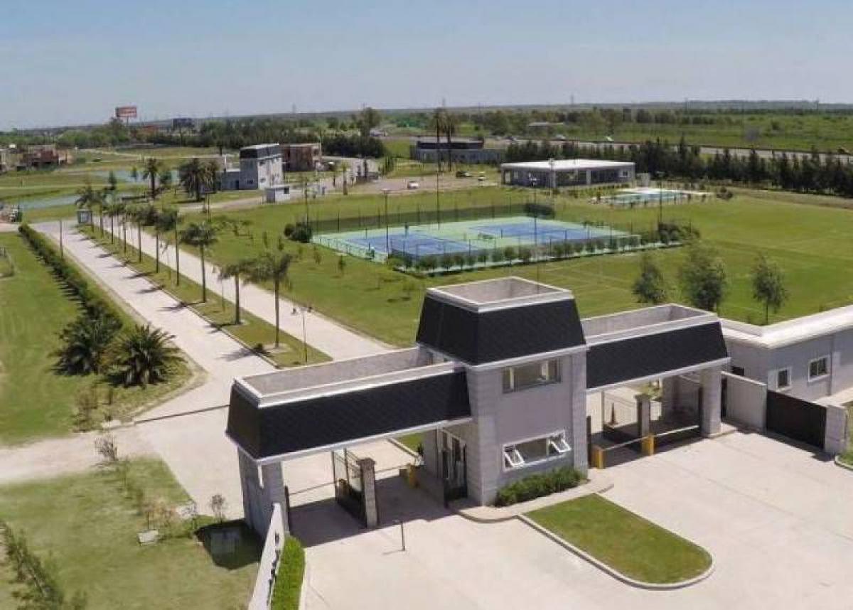 Picture of Residential Land For Sale in Berazategui, Buenos Aires, Argentina