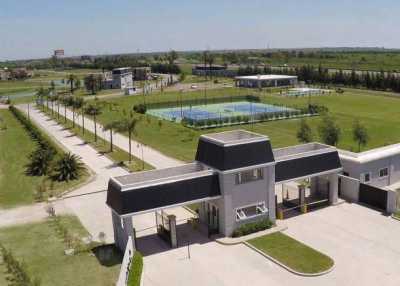 Residential Land For Sale in Berazategui, Argentina