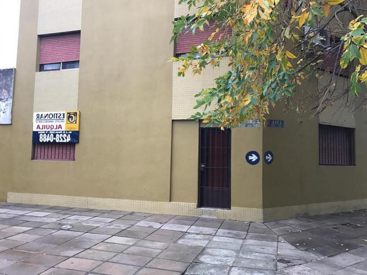 Picture of Home For Sale in Lanus, Buenos Aires, Argentina