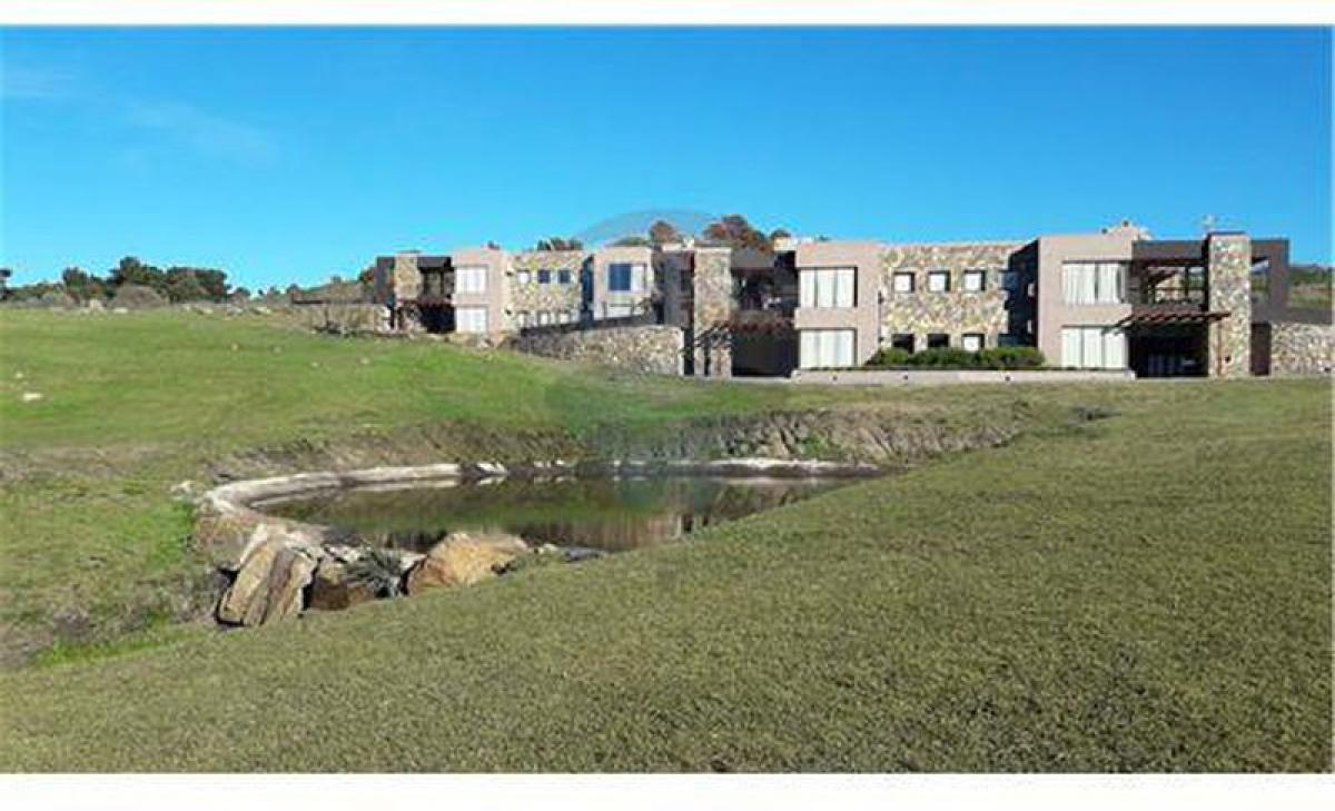 Picture of Home For Sale in Tandil, Buenos Aires, Argentina