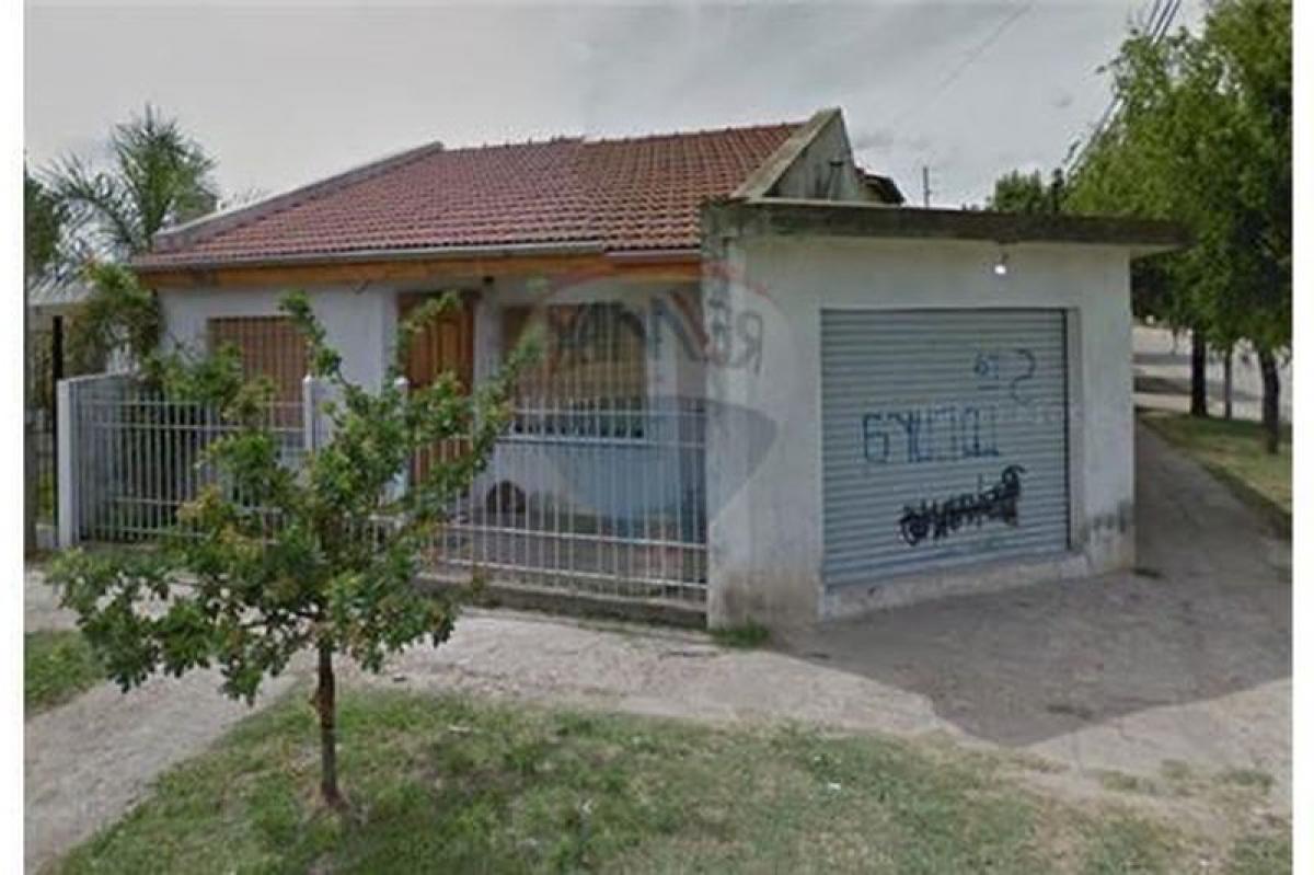 Picture of Home For Sale in Marcos Paz, Buenos Aires, Argentina