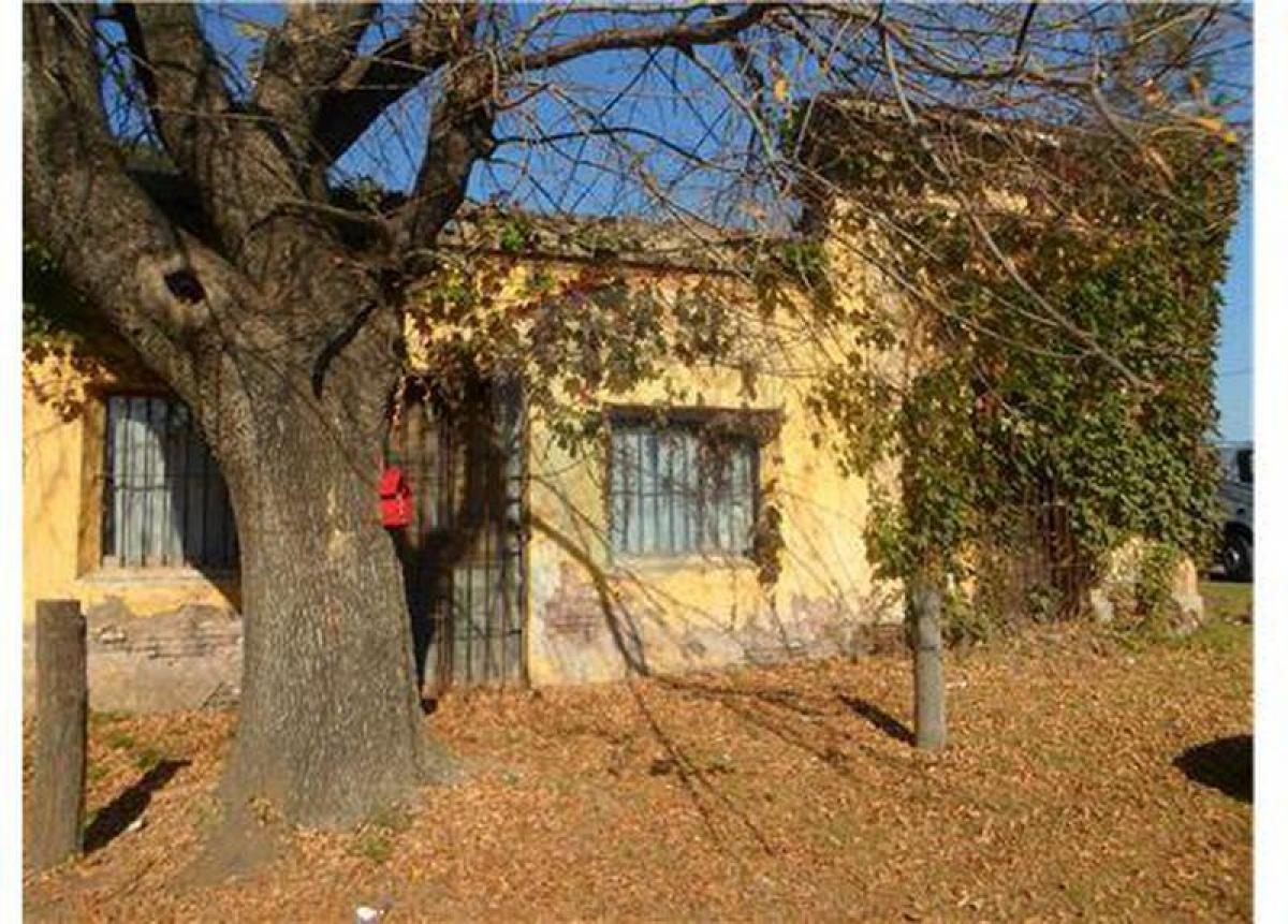 Picture of Home For Sale in Lujan, Buenos Aires, Argentina