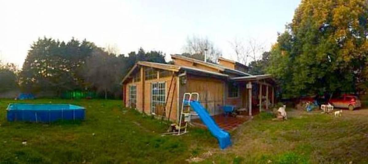 Picture of Home For Sale in Marcos Paz, Buenos Aires, Argentina