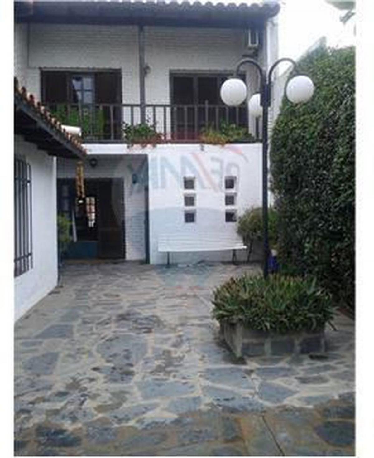 Picture of Home For Sale in Tandil, Buenos Aires, Argentina