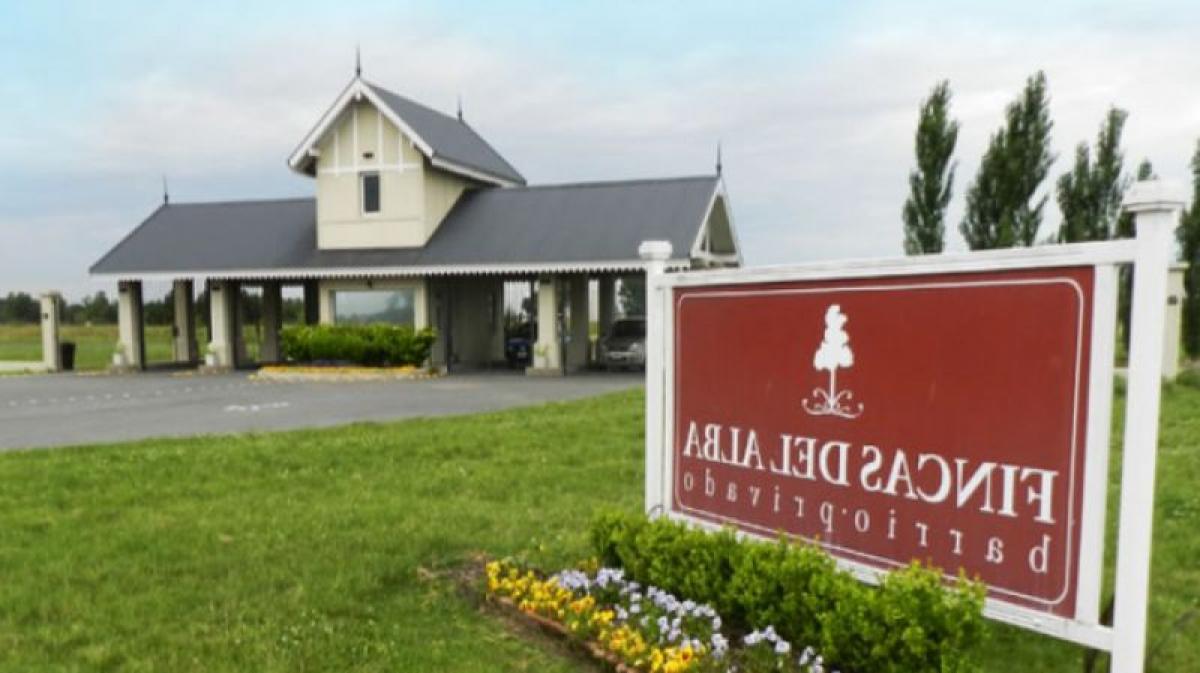 Picture of Other Commercial For Sale in Ezeiza, Buenos Aires, Argentina