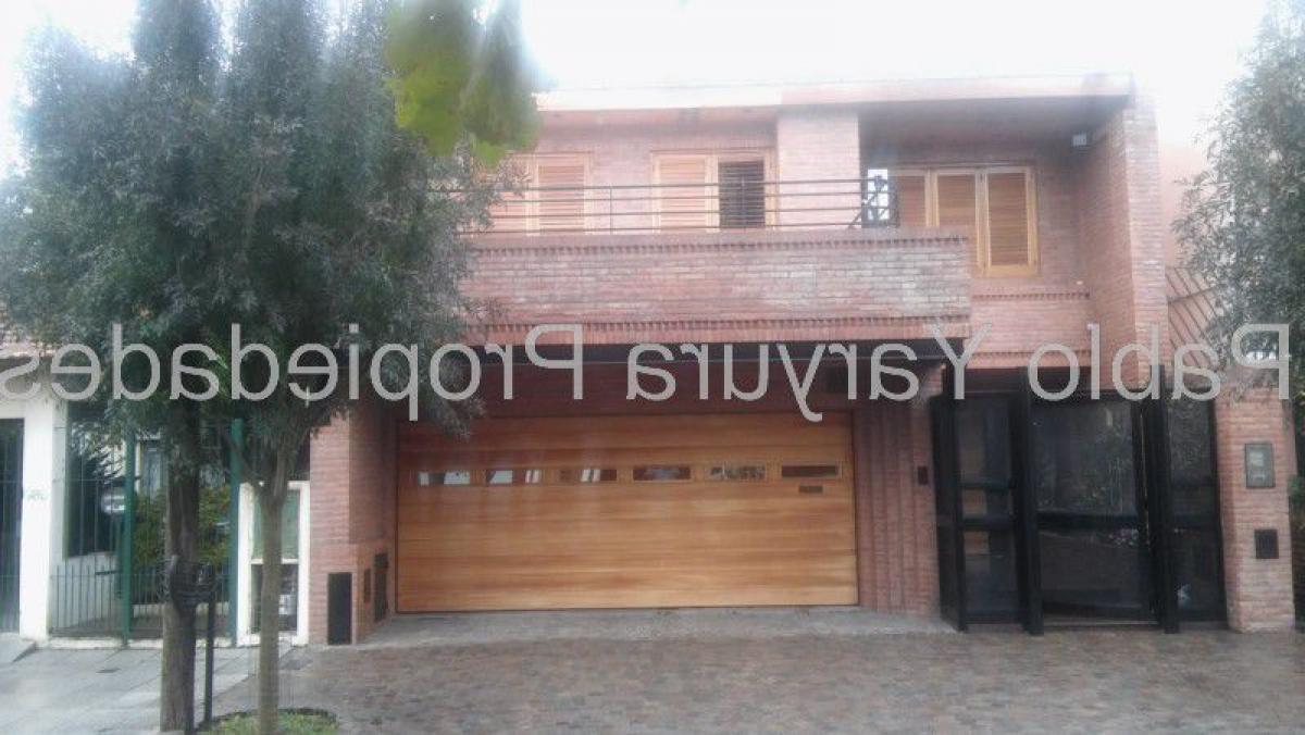 Picture of Home For Sale in Tres De Febrero, Buenos Aires, Argentina