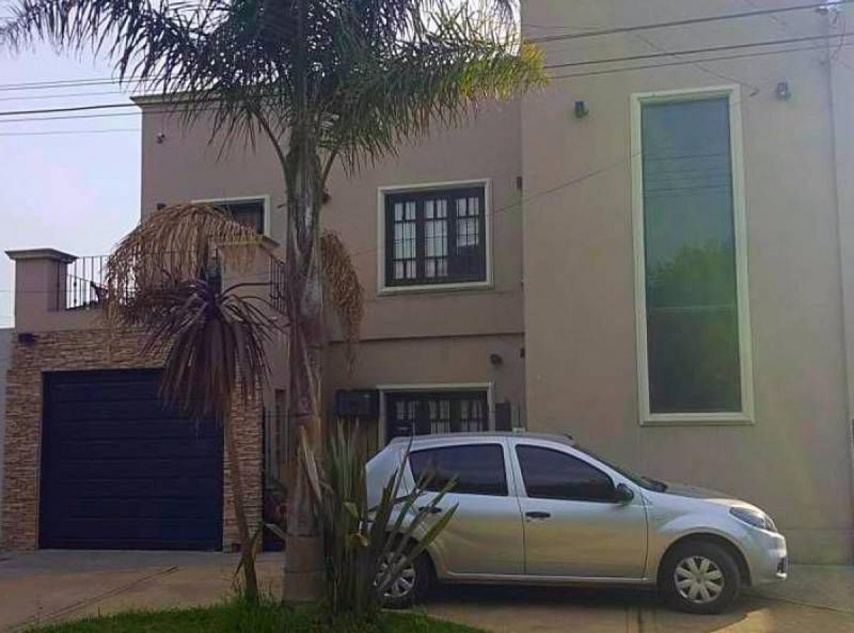 Picture of Home For Sale in Marcos Paz, Buenos Aires, Argentina