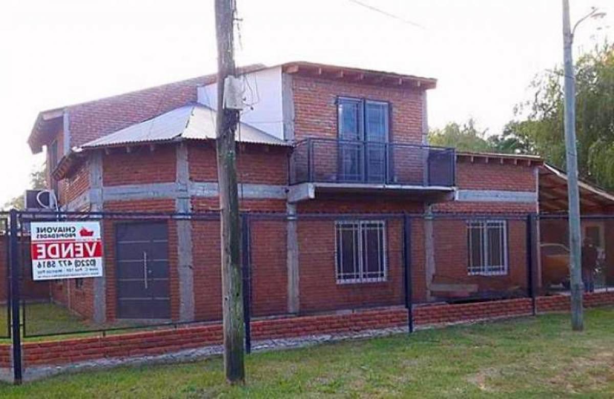 Picture of Home For Sale in Marcos Paz, Buenos Aires, Argentina