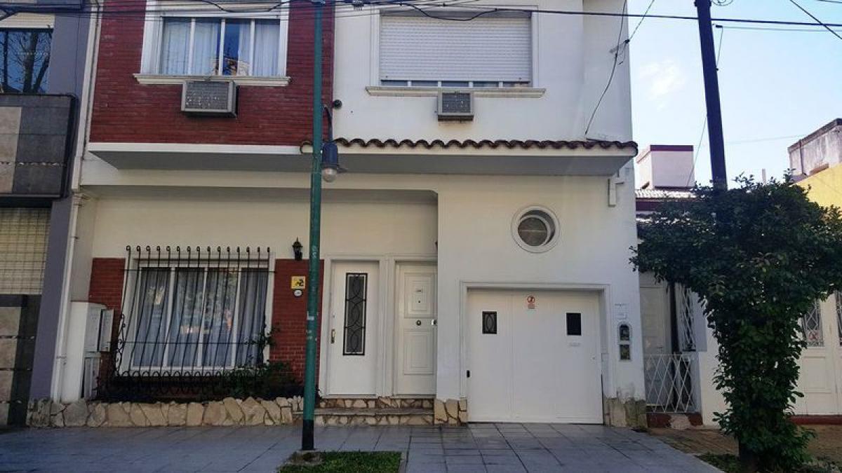 Picture of Home For Sale in Vicente Lopez, Buenos Aires, Argentina