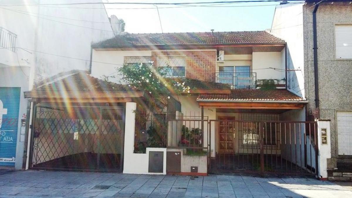 Picture of Home For Sale in Vicente Lopez, Buenos Aires, Argentina