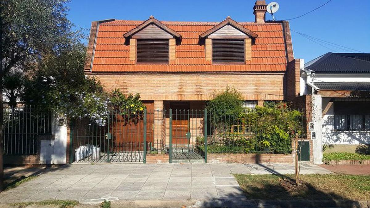 Picture of Home For Sale in Vicente Lopez, Buenos Aires, Argentina