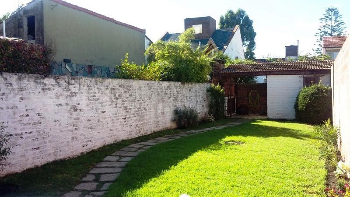 Picture of Home For Sale in Vicente Lopez, Buenos Aires, Argentina