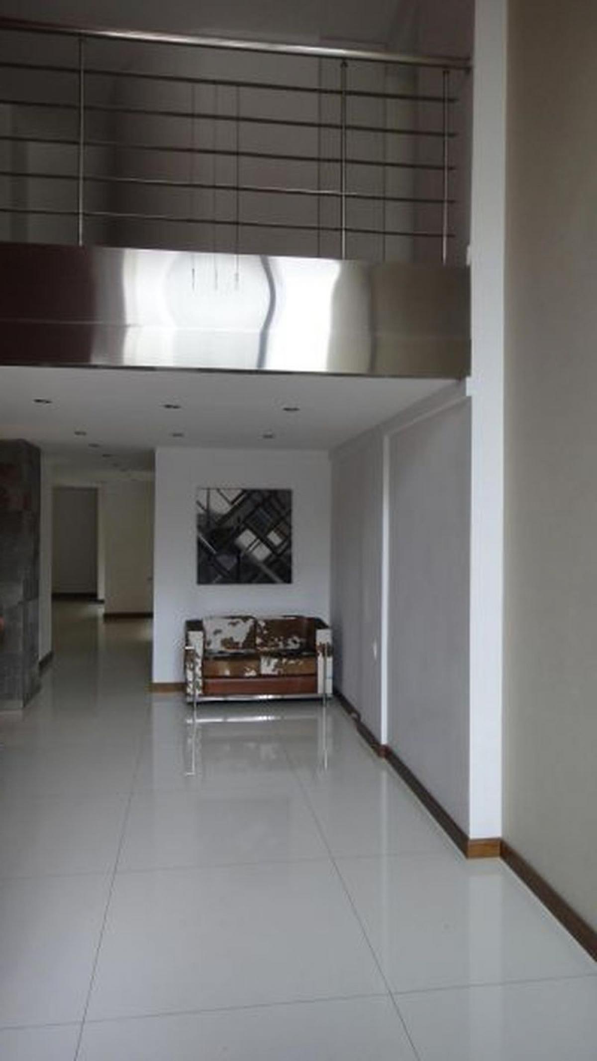 Picture of Office For Sale in Lanus, Buenos Aires, Argentina
