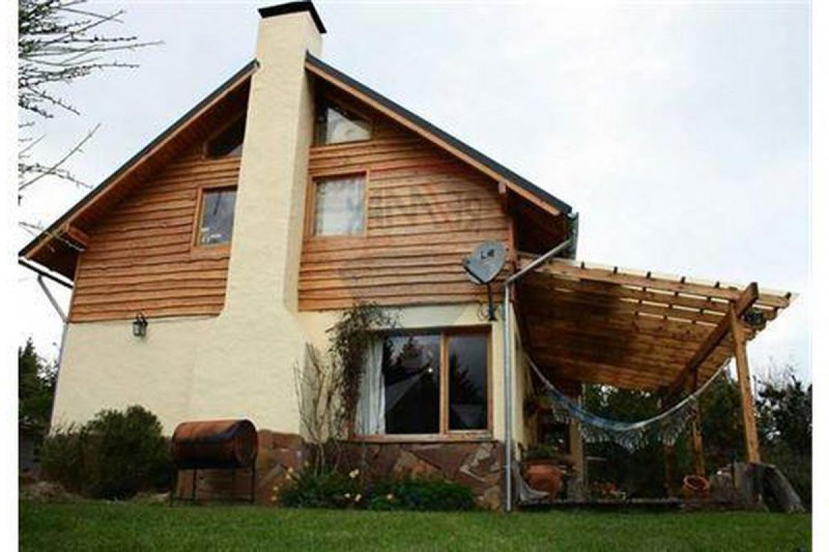 Picture of Home For Sale in San Carlos De Bariloche, Rio Negro, Argentina