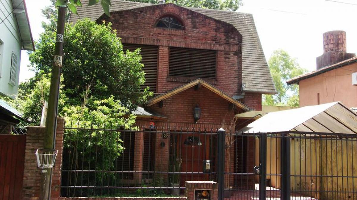 Picture of Home For Sale in Bs.As. G.B.A. Zona Oeste, Buenos Aires, Argentina