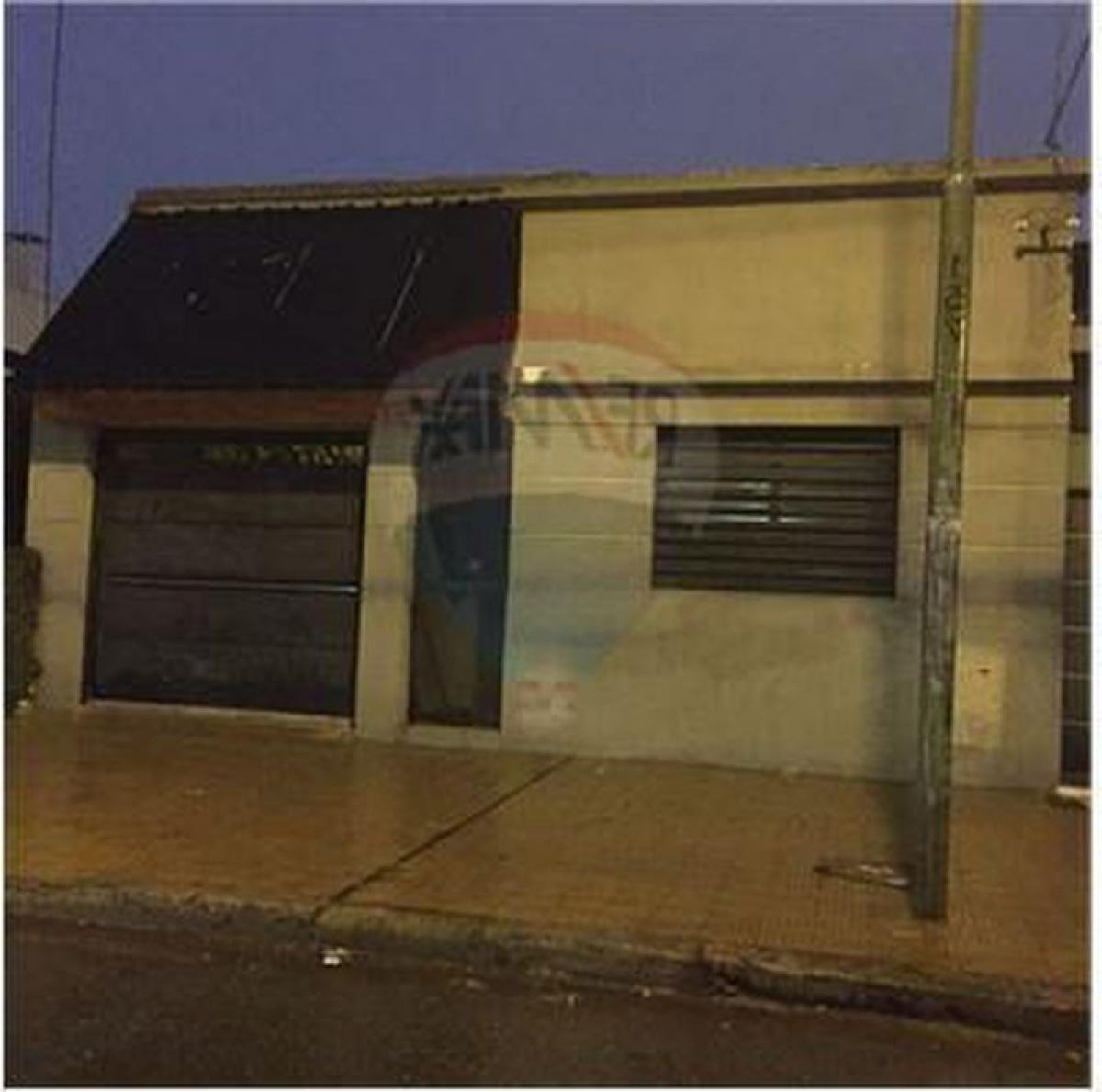 Picture of Home For Sale in Berisso, Buenos Aires, Argentina