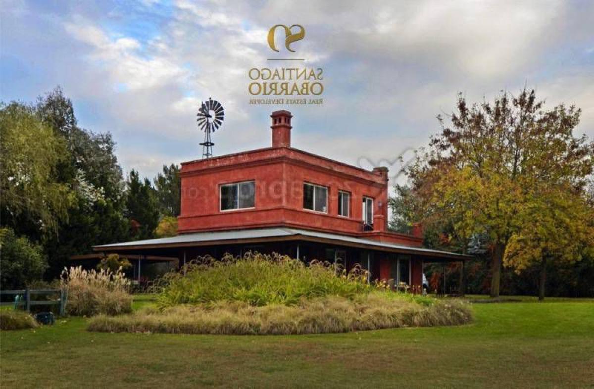 Picture of Home For Sale in Lujan, Buenos Aires, Argentina