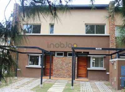 Apartment For Sale in Berazategui, Argentina