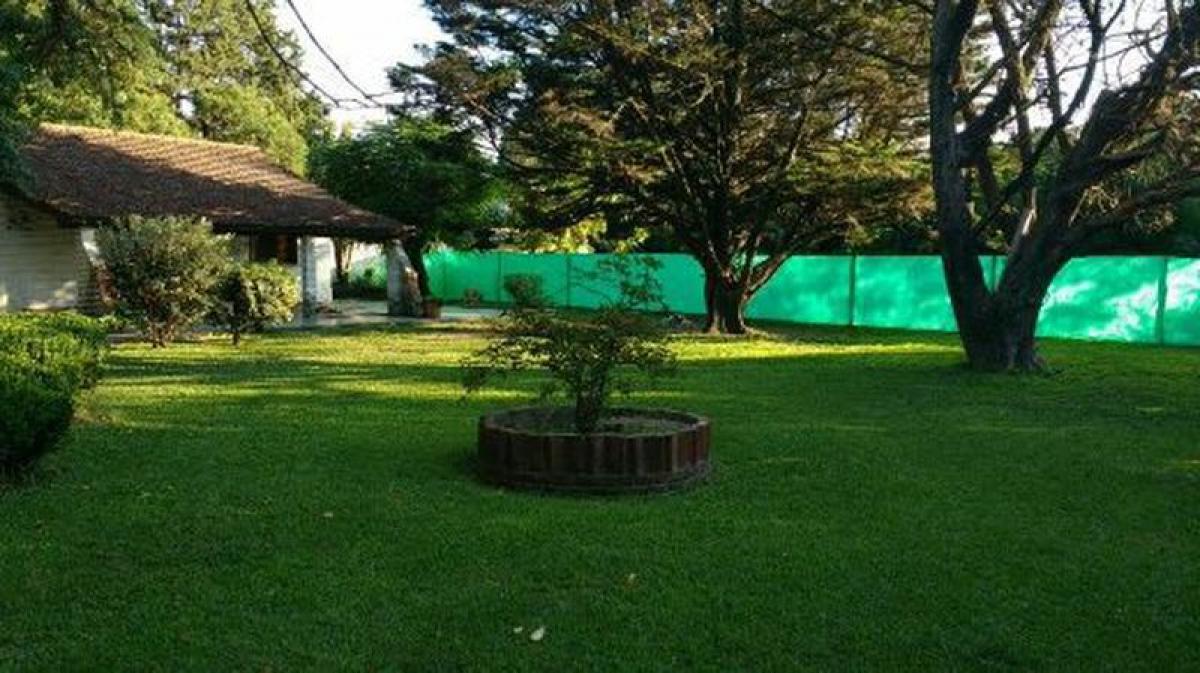 Picture of Residential Land For Sale in Malvinas Argentinas, Buenos Aires, Argentina