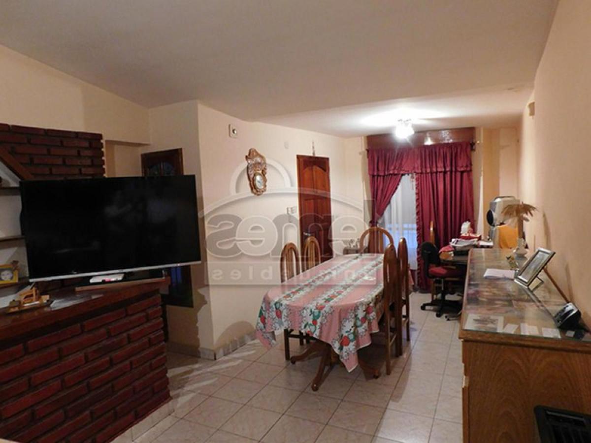 Picture of Home For Sale in La Pampa, Cordoba, Argentina