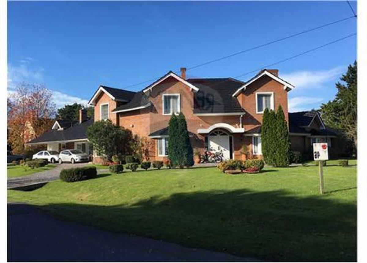 Picture of Home For Sale in Moreno, Buenos Aires, Argentina