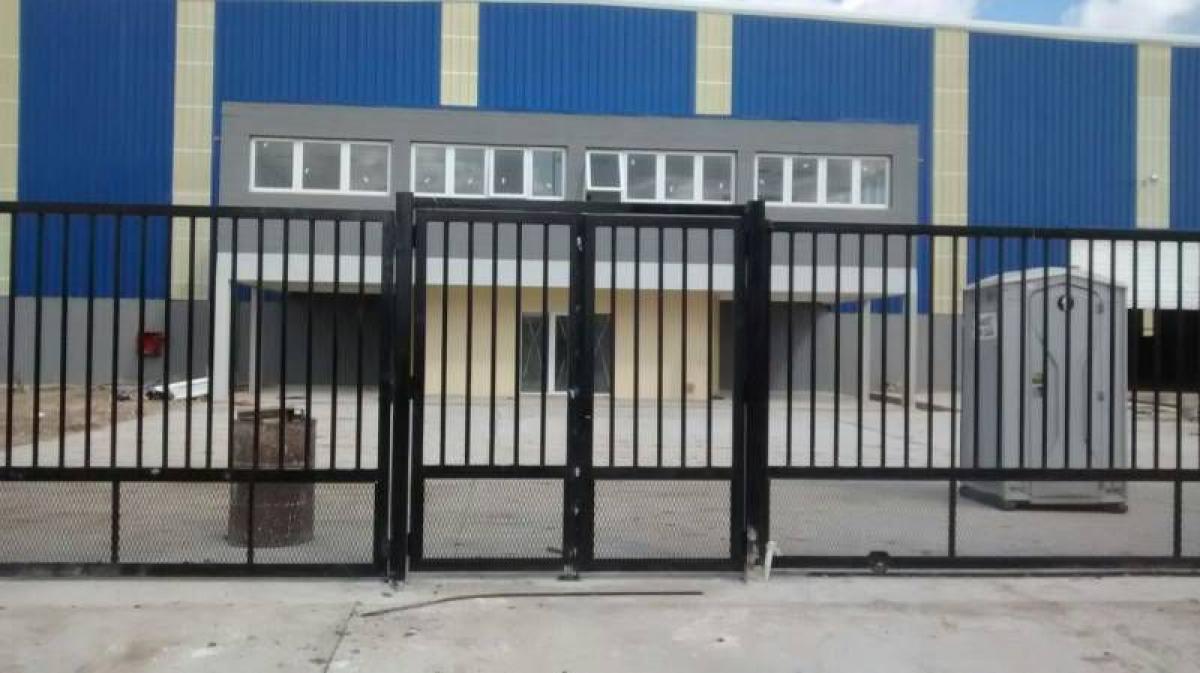 Picture of Apartment Building For Sale in Ezeiza, Buenos Aires, Argentina