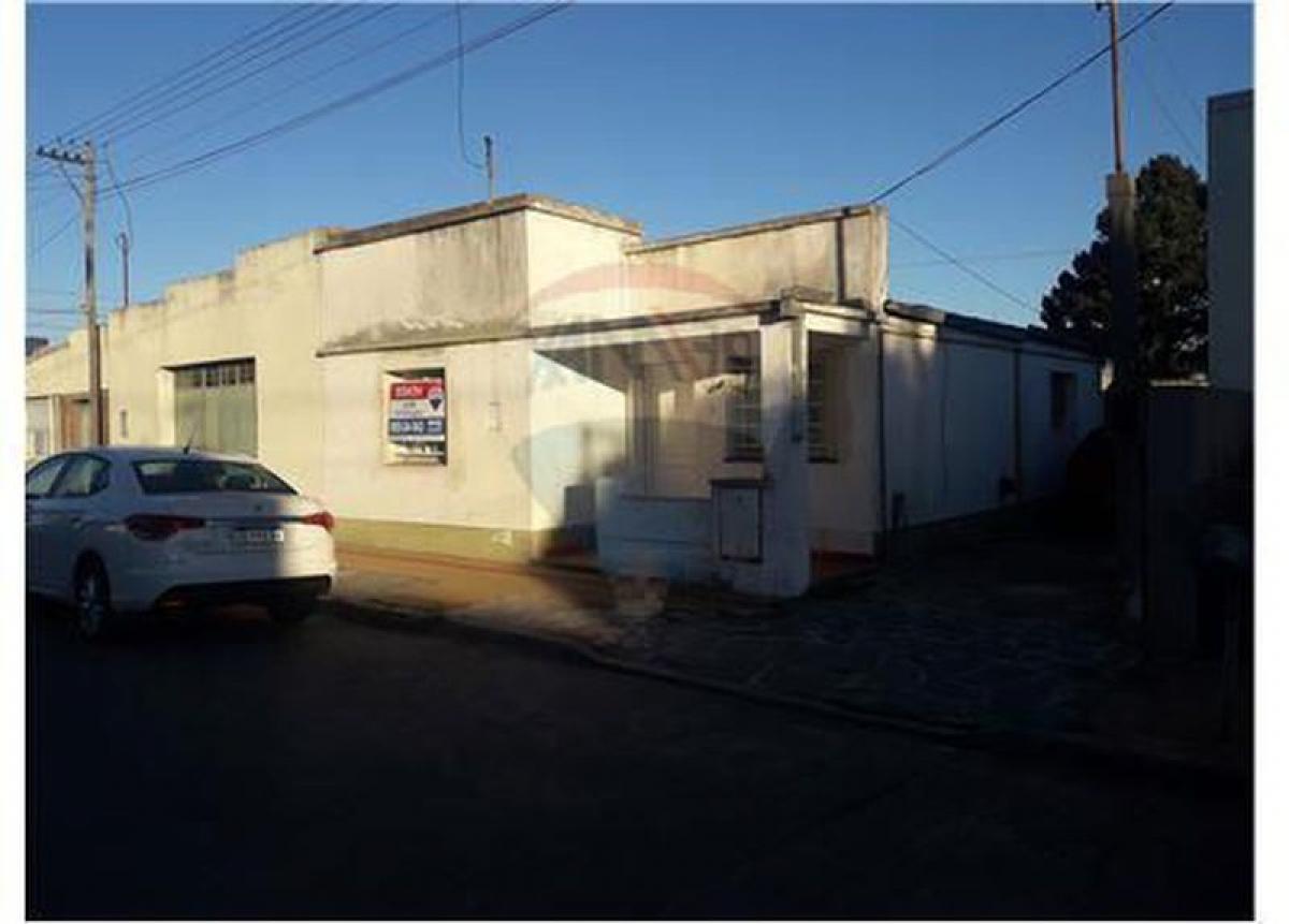 Picture of Home For Sale in Tandil, Buenos Aires, Argentina