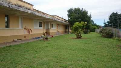 Apartment Building For Sale in Berazategui, Argentina