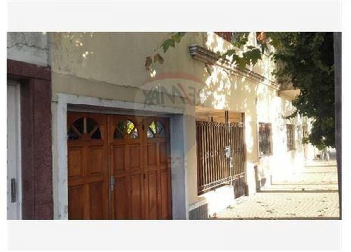 Picture of Home For Sale in Tres De Febrero, Buenos Aires, Argentina