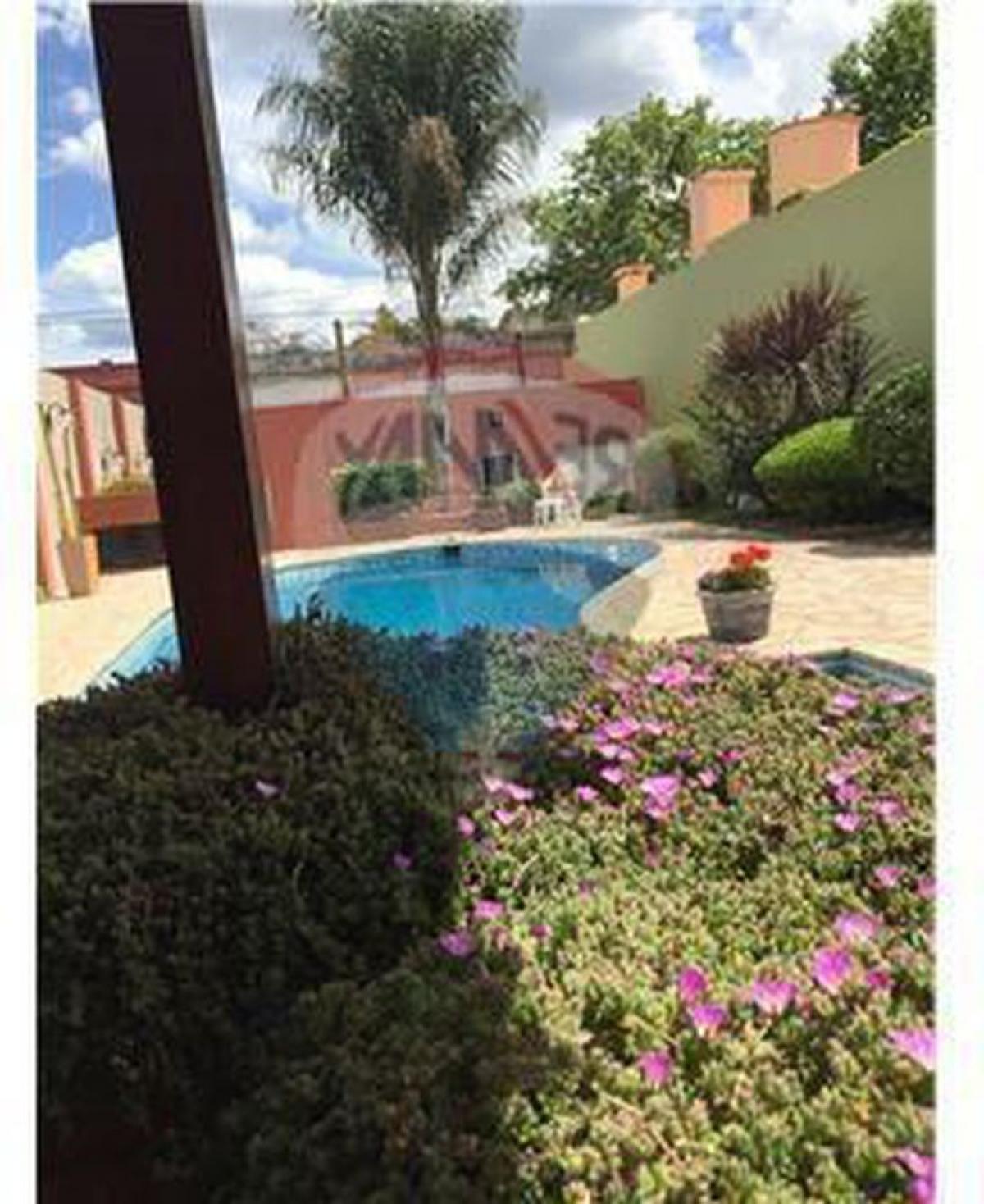 Picture of Home For Sale in Zarate, Buenos Aires, Argentina