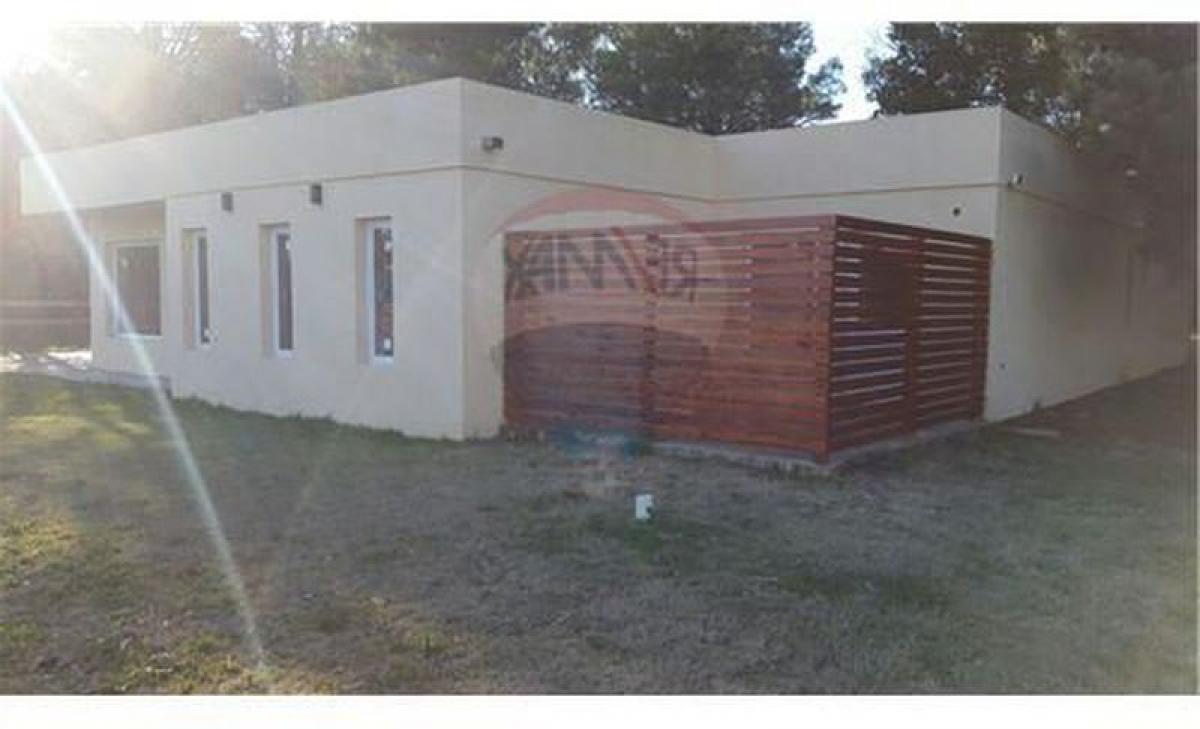 Picture of Home For Sale in Lujan, Buenos Aires, Argentina