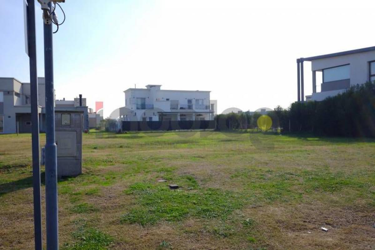 Picture of Residential Land For Sale in Quilmes, Buenos Aires, Argentina