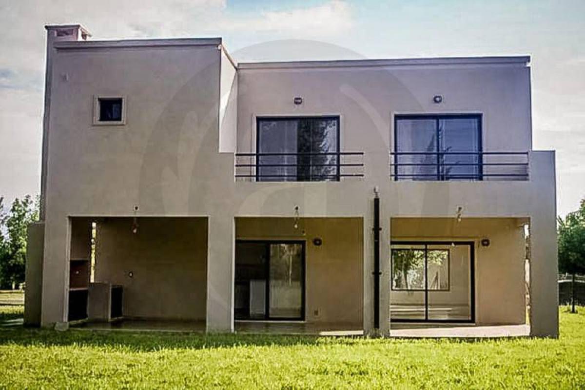 Picture of Home For Sale in Bs.As. G.B.A. Zona Norte, Buenos Aires, Argentina