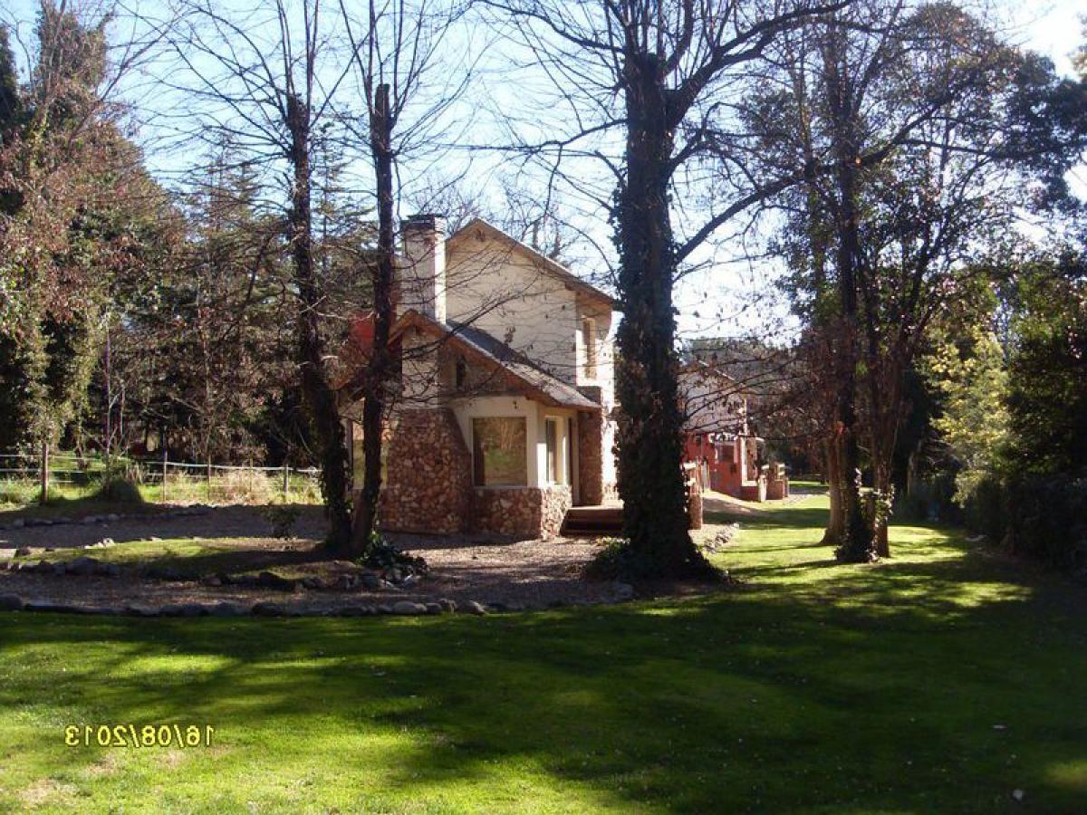 Picture of Home For Sale in Tornquist, Buenos Aires, Argentina
