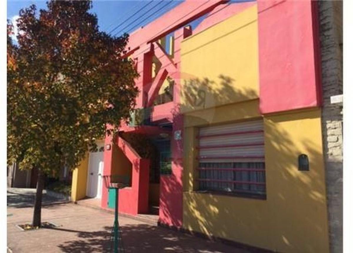 Picture of Home For Sale in Carlos Casares, Buenos Aires, Argentina