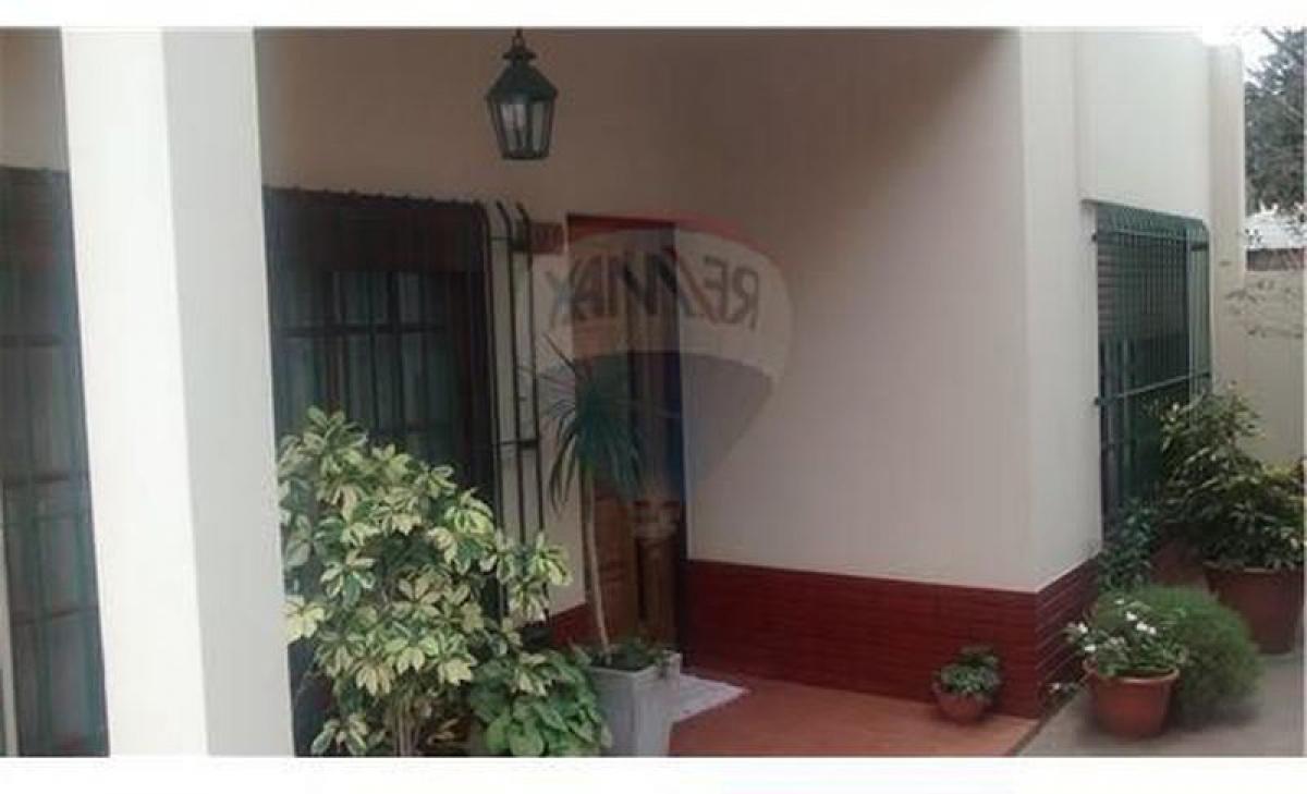 Picture of Home For Sale in Moreno, Buenos Aires, Argentina