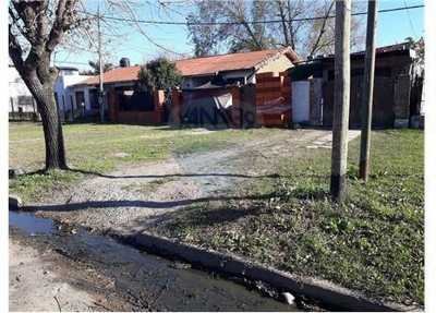 Residential Land For Sale in Berisso, Argentina