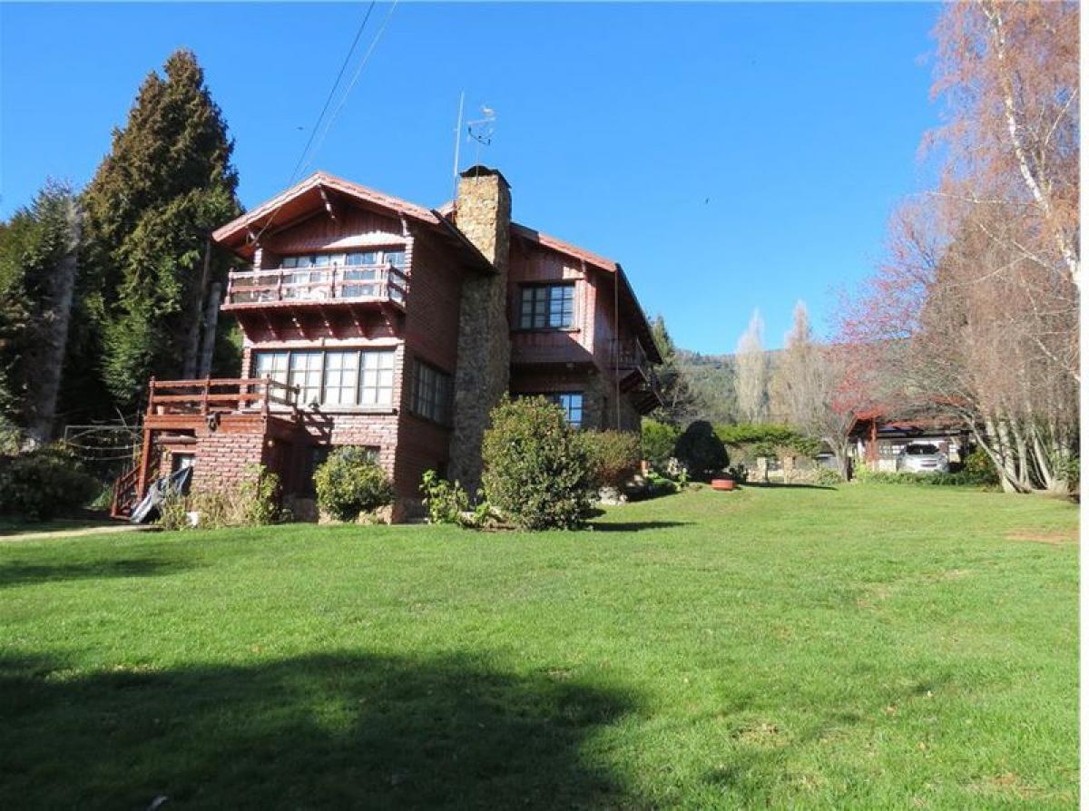 Picture of Home For Sale in San Carlos De Bariloche, Rio Negro, Argentina