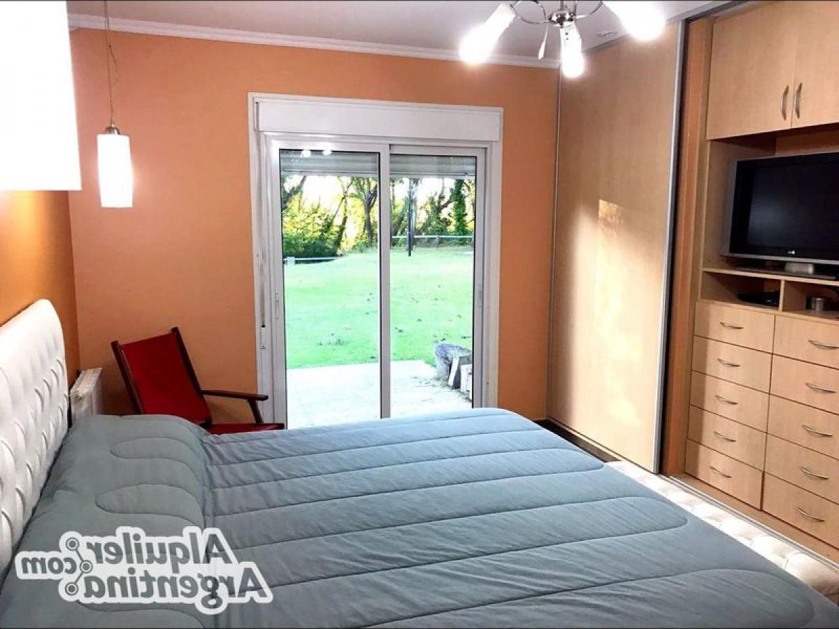 Picture of Home For Sale in Tornquist, Buenos Aires, Argentina