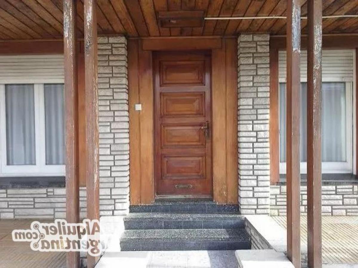 Picture of Home For Sale in Tandil, Buenos Aires, Argentina