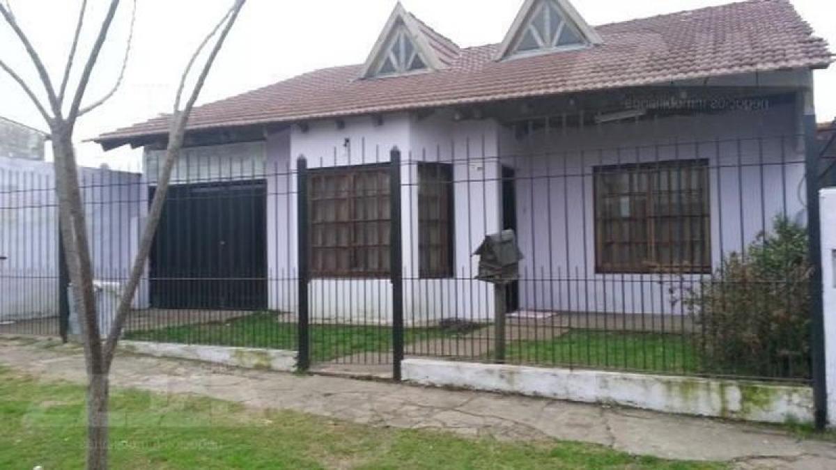Picture of Home For Sale in Merlo, Buenos Aires, Argentina