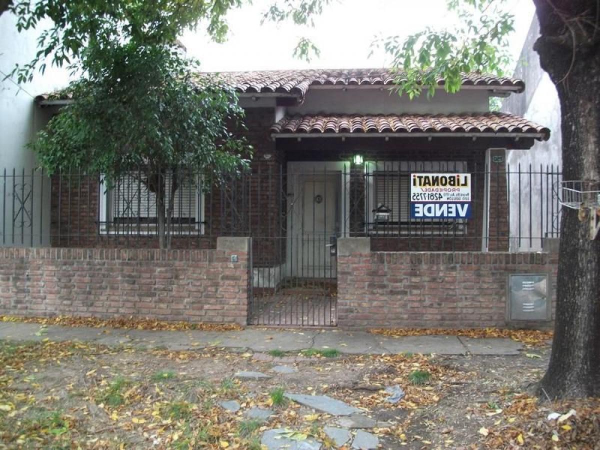 Picture of Home For Sale in Lomas De Zamora, Buenos Aires, Argentina