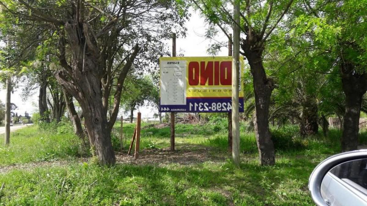 Picture of Residential Land For Sale in Canuelas, Buenos Aires, Argentina