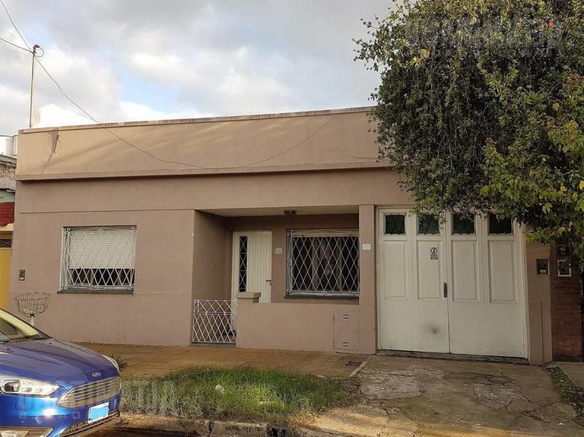 Picture of Home For Sale in General San Martin, Buenos Aires, Argentina