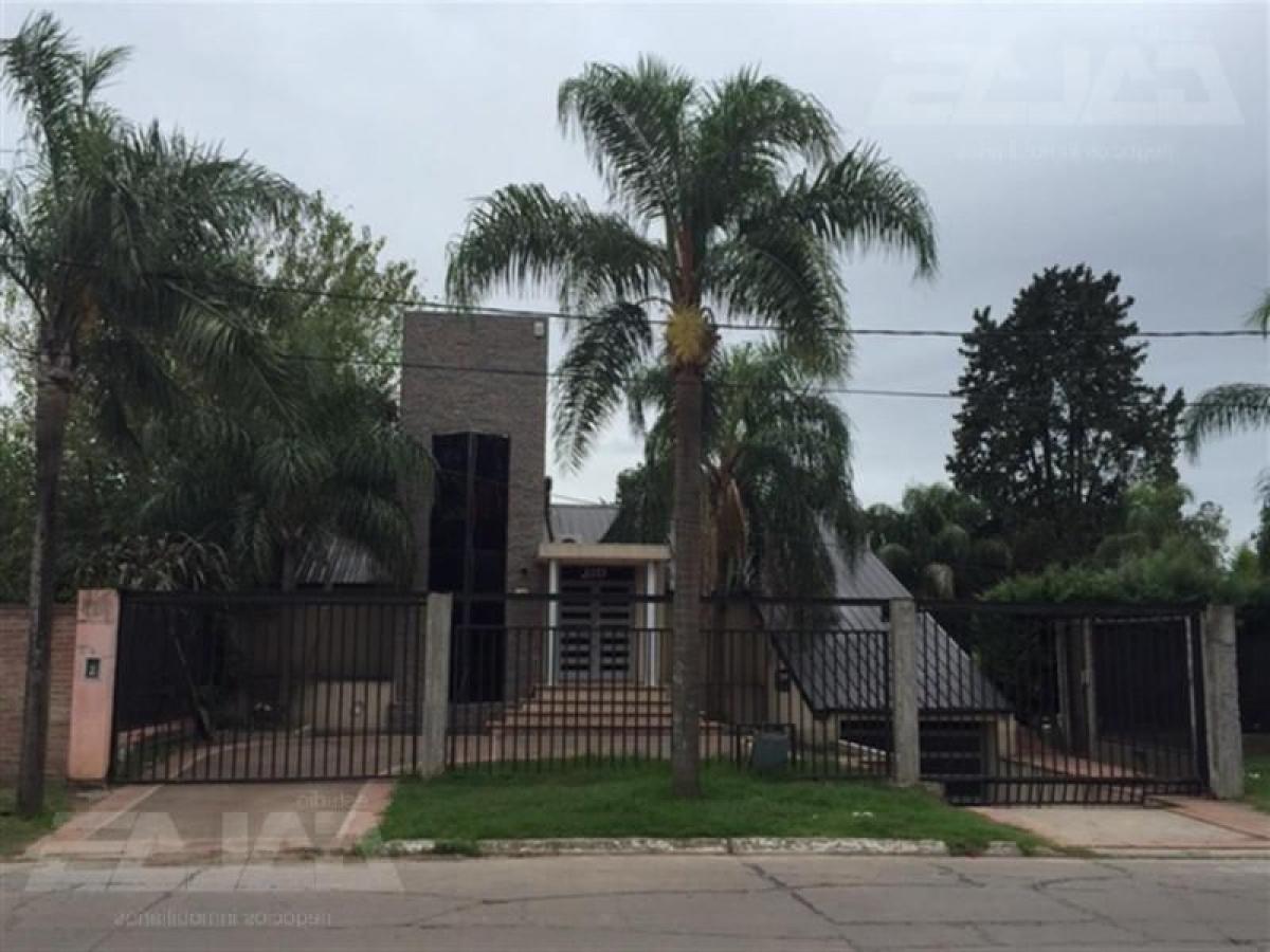 Picture of Home For Sale in Corrientes, Corrientes, Argentina