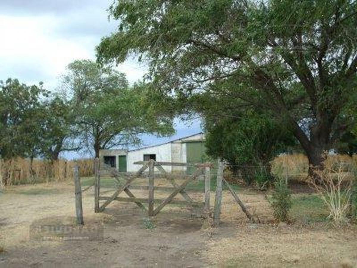 Picture of Home For Sale in Tandil, Buenos Aires, Argentina