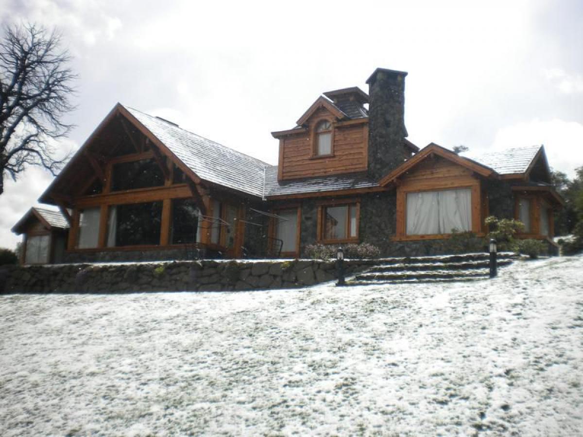 Picture of Home For Sale in San Carlos De Bariloche, Rio Negro, Argentina